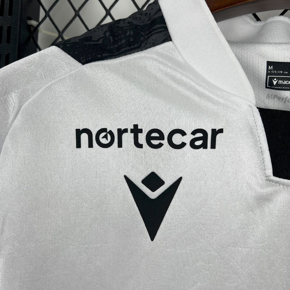 Camiseta Local Vitoria Guimaraes