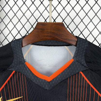 Camiseta Barcelona Negra y Naranja Especial