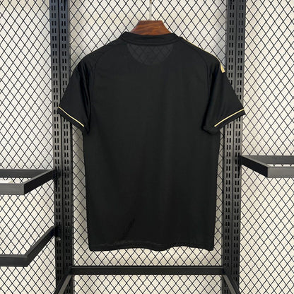 Camiseta Liverpool Negra Especial