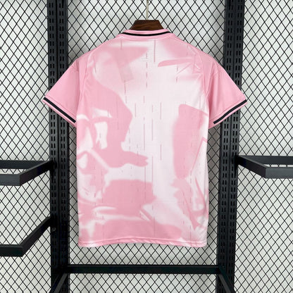 Camiseta Madrid Rosa Especial