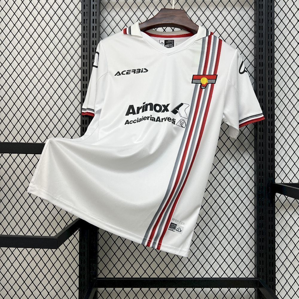 Camiseta Visitante Cremose