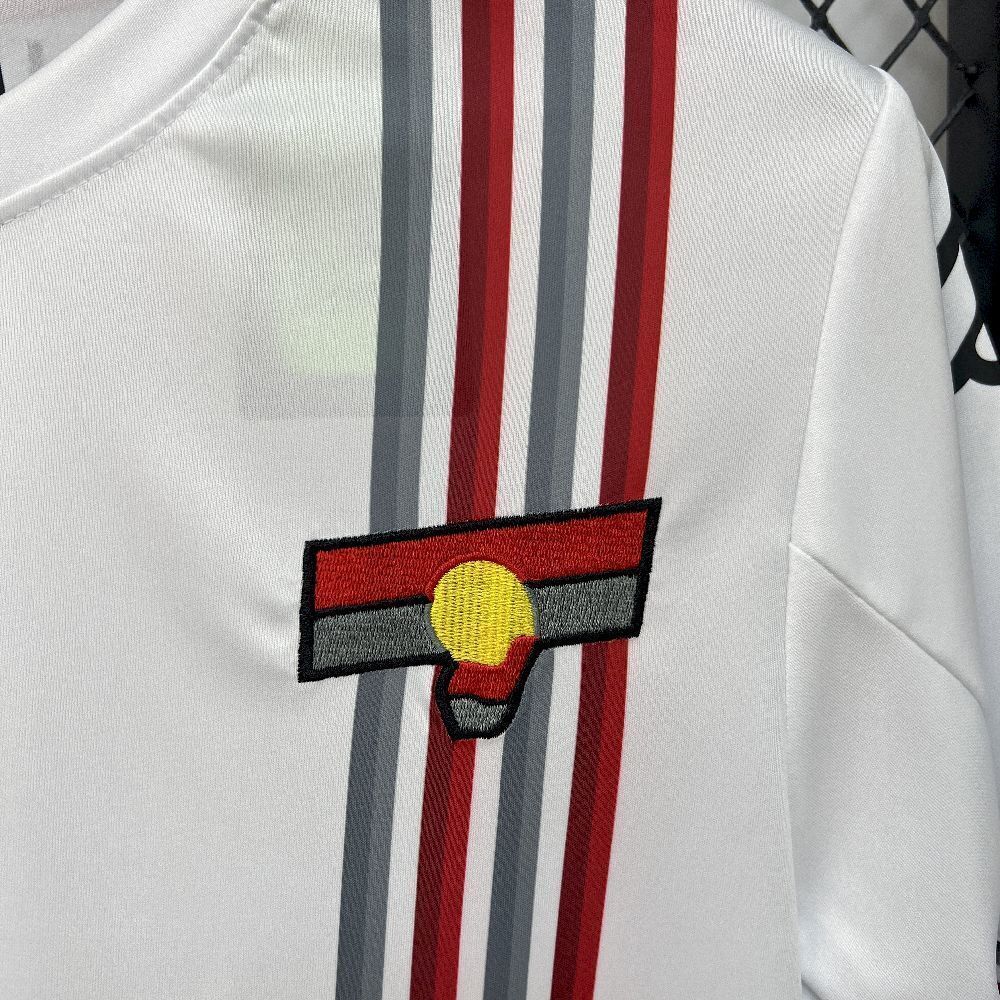 Camiseta Visitante Cremose