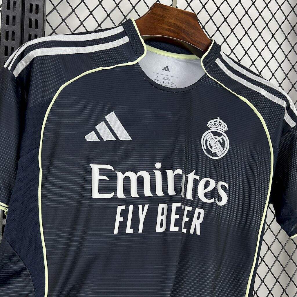 Camiseta Visitante Real Madrid