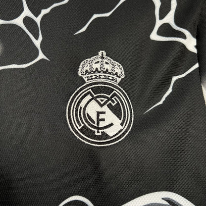 Camiseta Real Madrid "Black Panther"