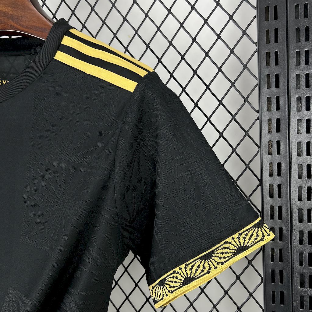 Camiseta México "Gold Edition"