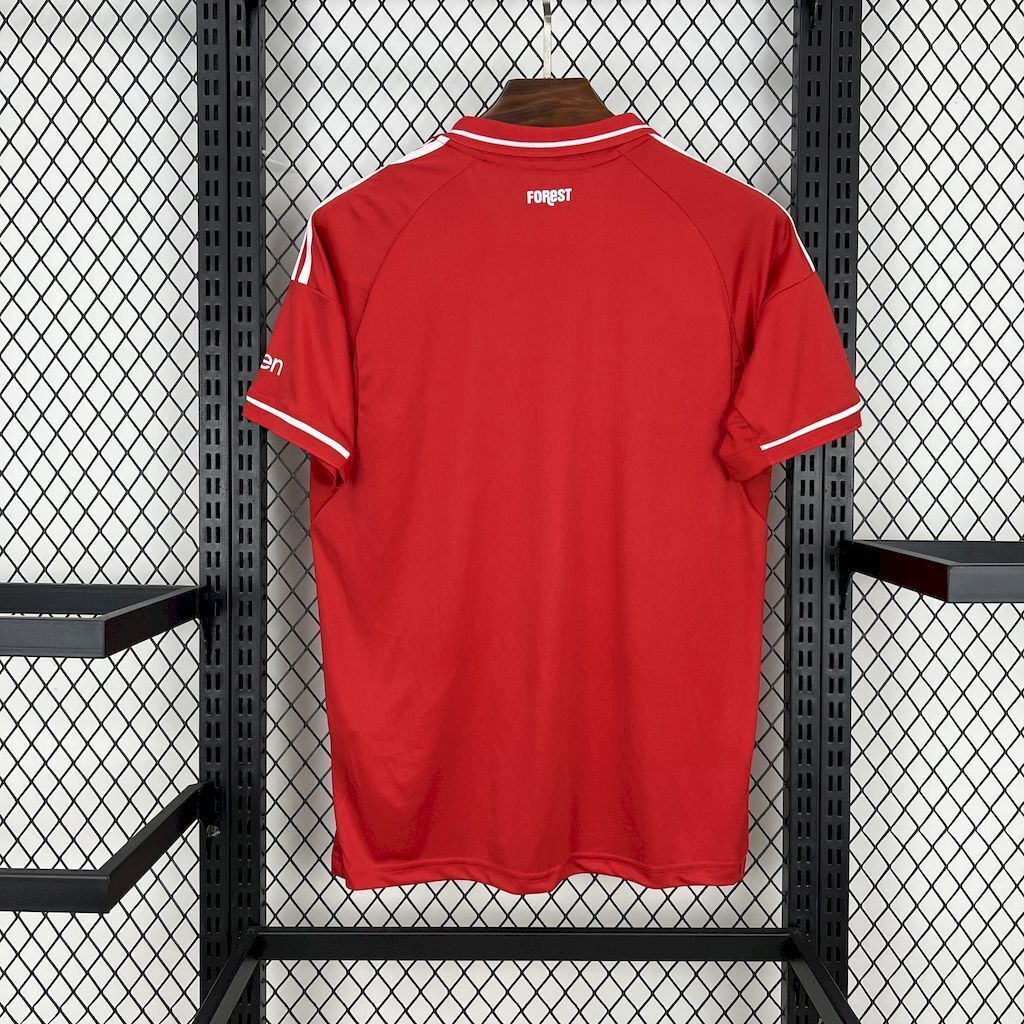 Camiseta Local Nottingham Forest