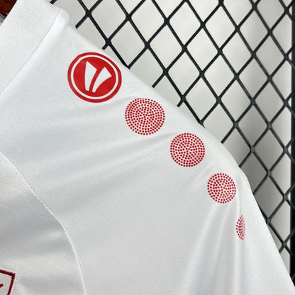 Camiseta Local Stuttgart