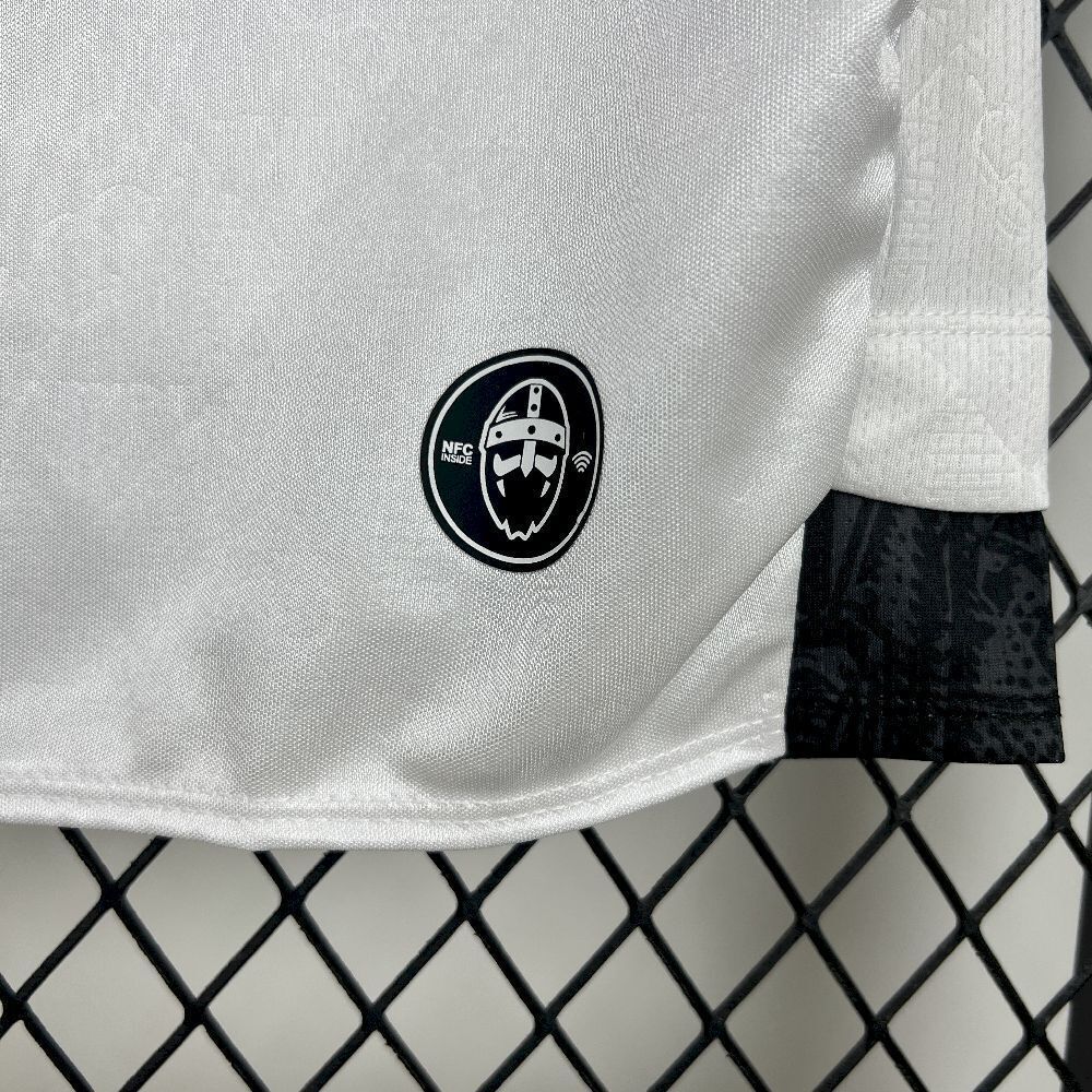 Camiseta Local Vitoria Guimaraes