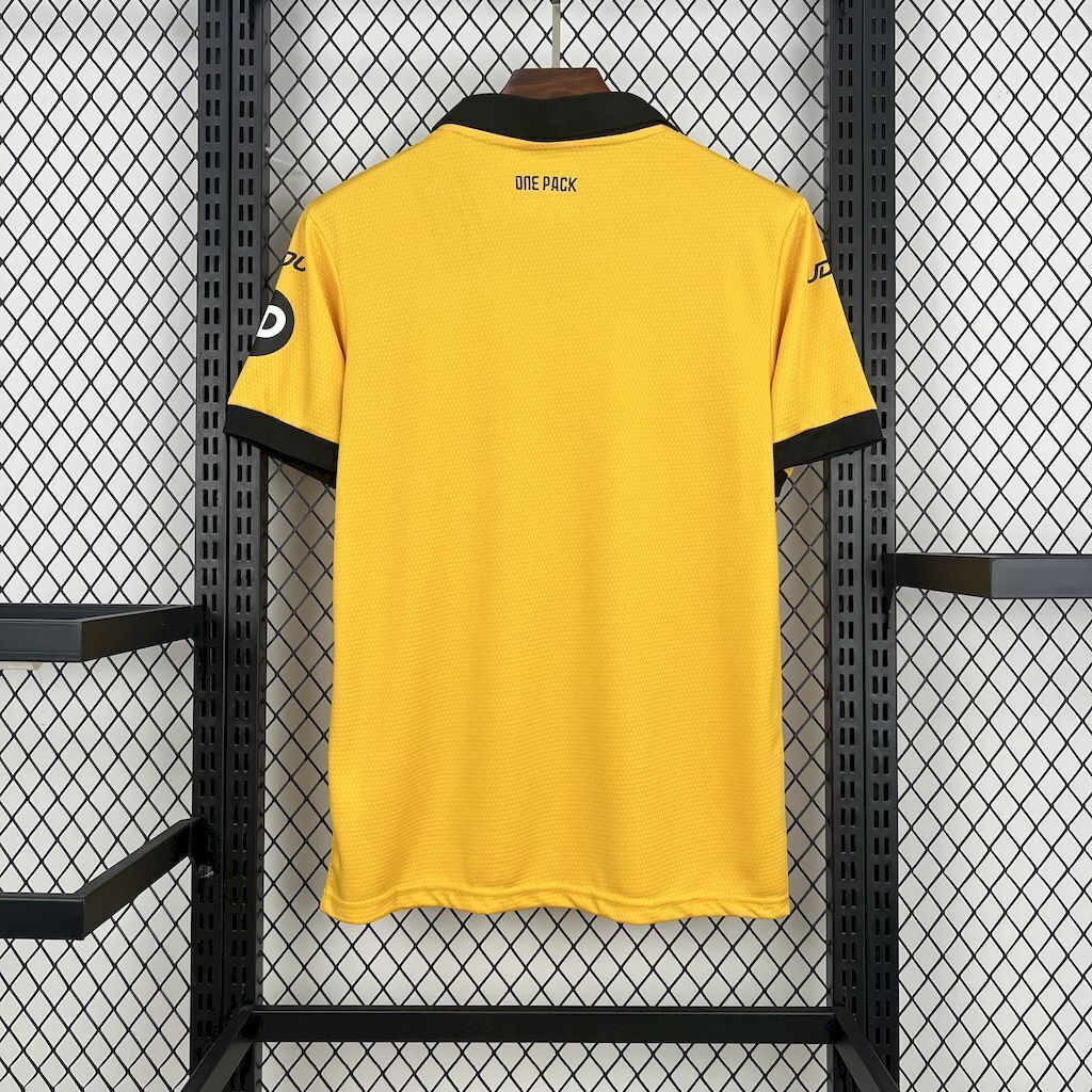 Camiseta Local Wolves
