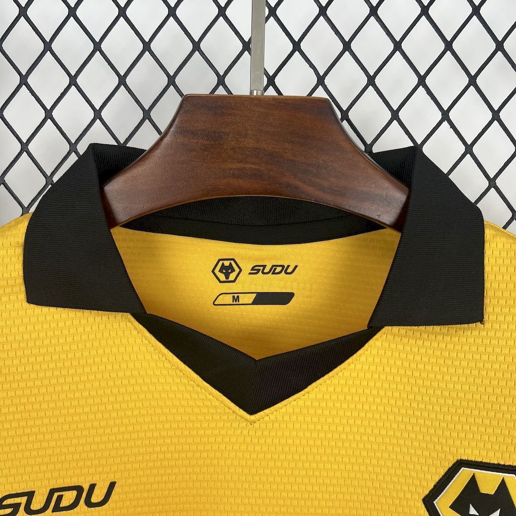 Camiseta Local Wolves